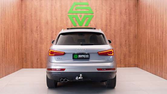 AUDI-Q3-2018