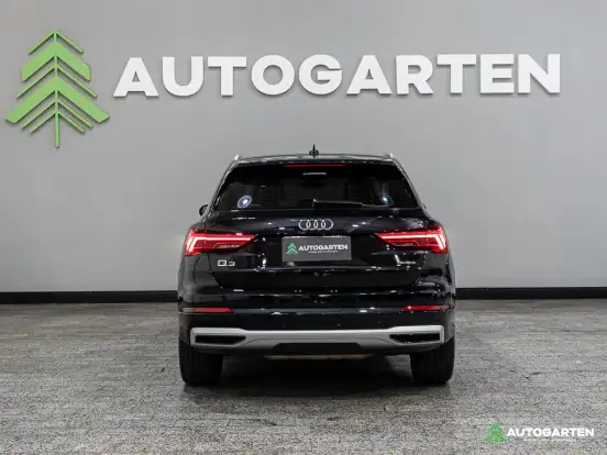 AUDI-Q3-2024