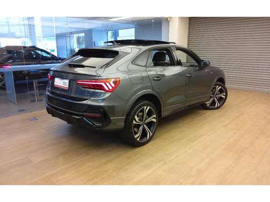 AUDI-Q3-2.0 40 TFSI GASOLINA PERFORMANCE BLACK QUATTRO TIPTRONIC AUDI-Q3-2024