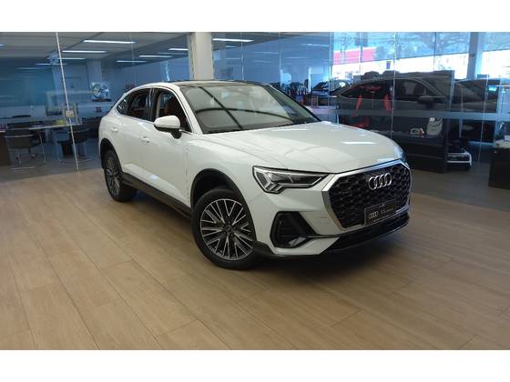 AUDI Q3 2.0 40 TFSI GASOLINA SPORTBACK PERFORMANCE QUATTRO TIPTRONIC
