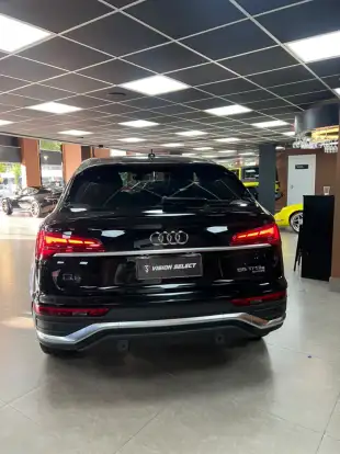 AUDI-Q5-2024