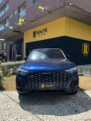 AUDI-Q5-2021