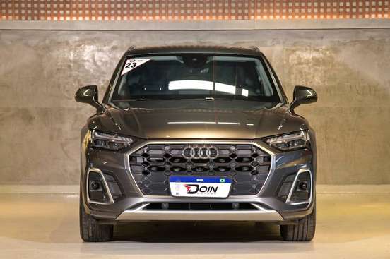 AUDI-Q5-2023