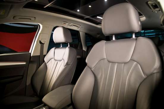 AUDI-Q5-2023