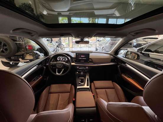 AUDI-Q5-2023