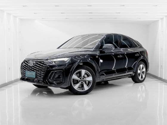 AUDI Q5 2.0 55 TFSIE PHEV SPORTBACK PERFORMANCE QUATTRO S TRONIC