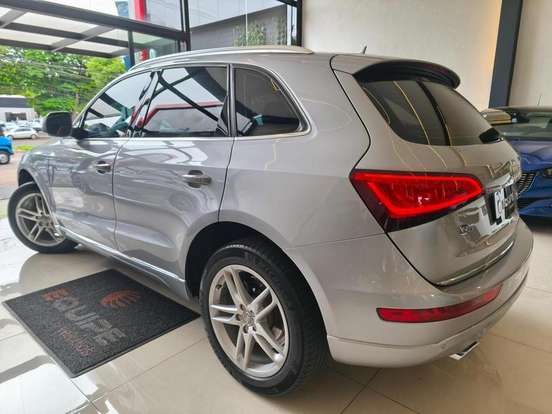 AUDI-Q5-2015