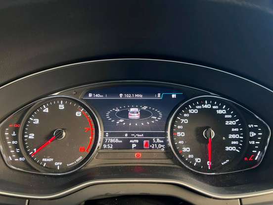 AUDI-Q5-2019
