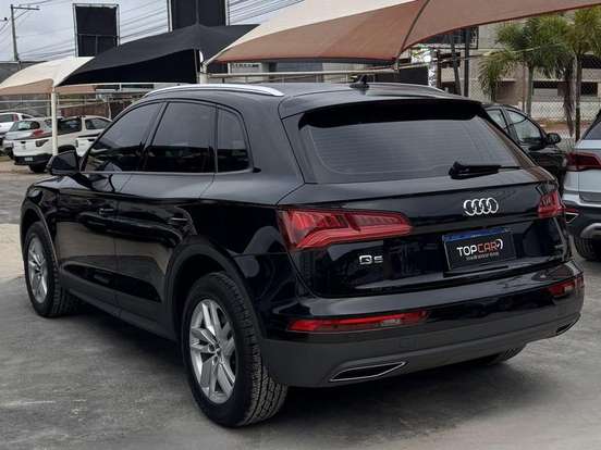 AUDI-Q5-2019