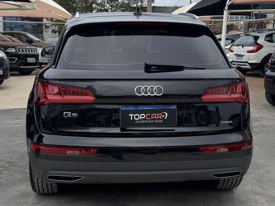 AUDI-Q5-2019