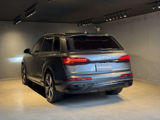 AUDI-Q7-3.0 55 TFSI GASOLINA PERFORMANCE BLACK QUATTRO TIPTRONIC AUDI-Q7-2022