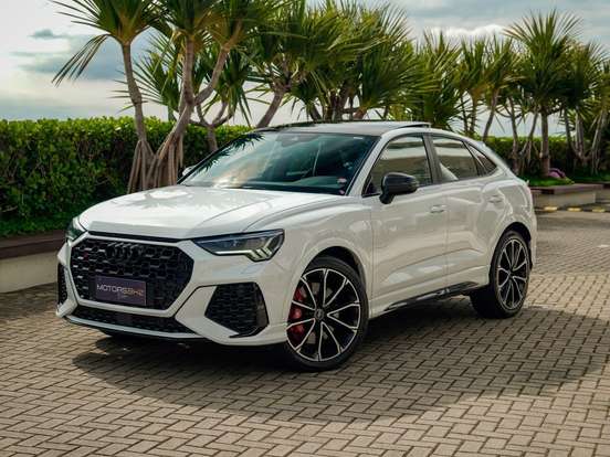 AUDI-RS Q3-2020