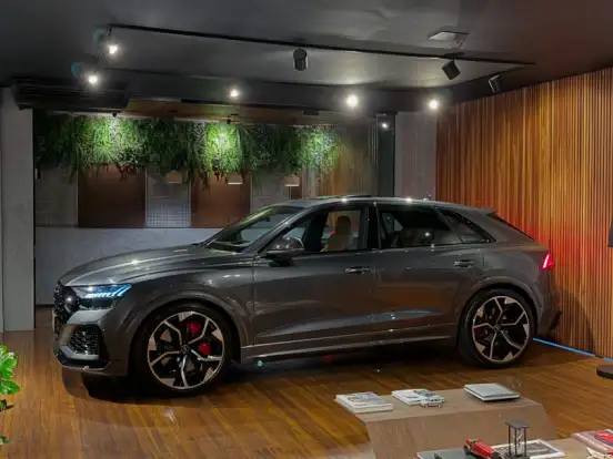 AUDI-RS Q8-4.0 V8 TWINTURBO MHEV TIPTRONIC AUDI-RS Q8-2020