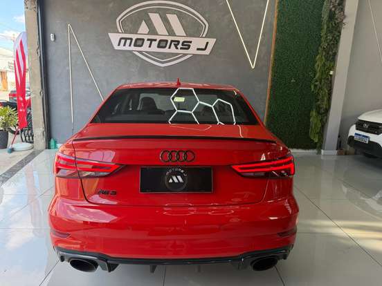 AUDI-RS3-2018