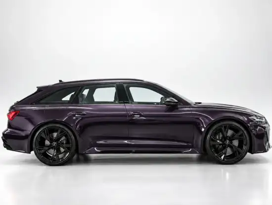AUDI-RS6-2023