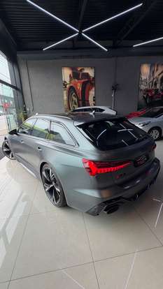 AUDI-RS6-2022