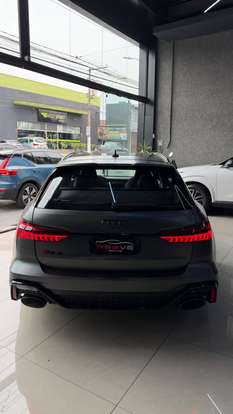AUDI-RS6-2022