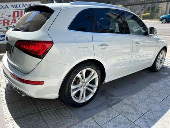 AUDI-SQ5-2014