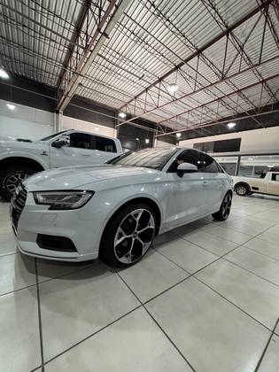 AUDI A3 1.4 TFSI FLEX SEDAN PRESTIGE PLUS 25 ANOS TIPTRONIC