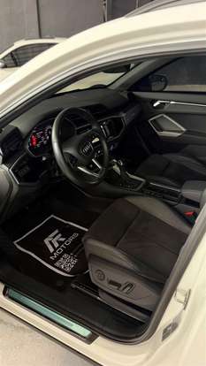 AUDI-Q3-2021