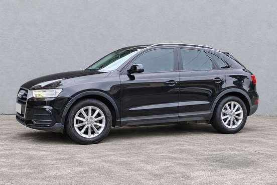 AUDI-Q3-2018