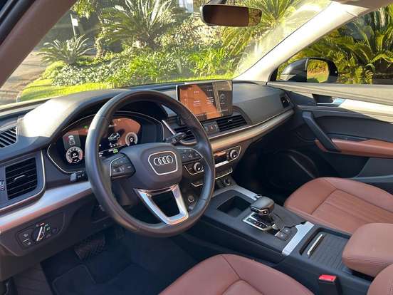 AUDI-Q5-2024