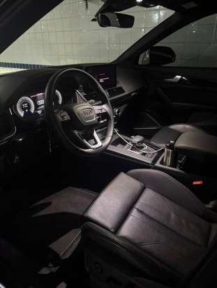 AUDI-Q5-2024