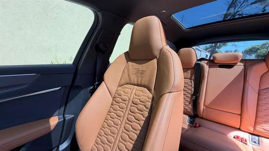 AUDI-RS6-2025