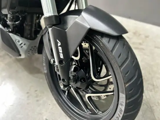 BAJAJ-DOMINAR 400 BAJAJ-DOMINAR 400-2024