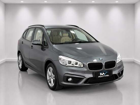 BMW-220i-2017