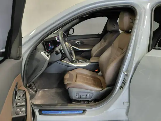 BMW-320i-2025
