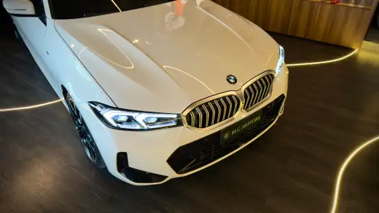 BMW-320i-2026