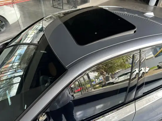 BMW-320i-2025