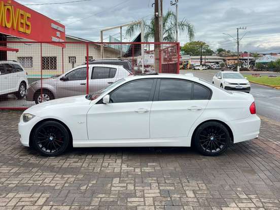 BMW-320i-2.0 16V GASOLINA 4P AUTOMÁTICO BMW-320i-2010