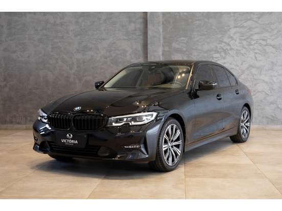 BMW-320i-2022