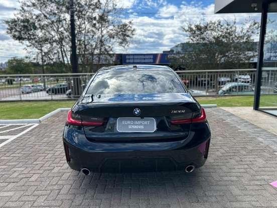BMW-320i-2024