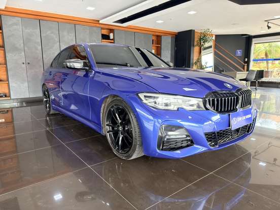 BMW-320i-2021