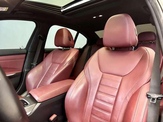 BMW-320i-2023