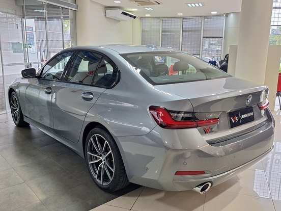 BMW-320i-2.0 16V TURBO FLEX SPORT GP AUTOMÁTICO BMW-320i-2024