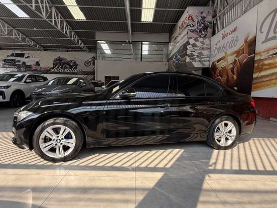 BMW-320i-2017