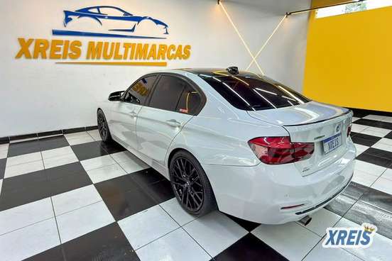 BMW-320i-2016