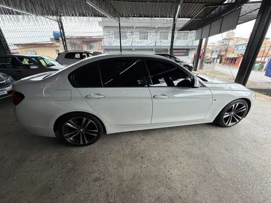 BMW-320i-2.0 SPORT 16V TURBO ACTIVE FLEX 4P AUTOMÁTICO BMW-320i-2018