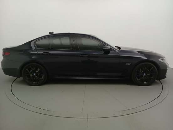 BMW-530e-2.0 16V TWINPOWER HÍBRIDO M SPORT AUTOMÁTICO BMW-530e-2021