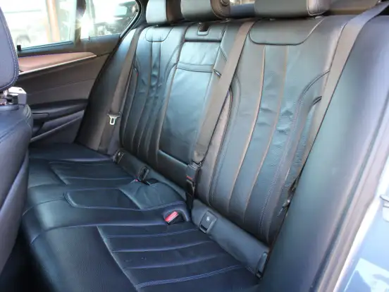 BMW-530i-2.0 16V TURBO GASOLINA M SPORT AUTOMÁTICO BMW-530i-2017