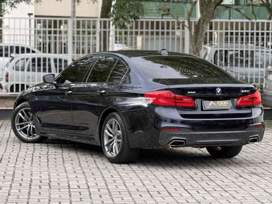 BMW-530i-2017