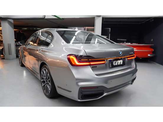 BMW-745Le-3.0 TWINPOWER HÍBRIDO M SPORT AUTOMÁTICO BMW-745Le-2020