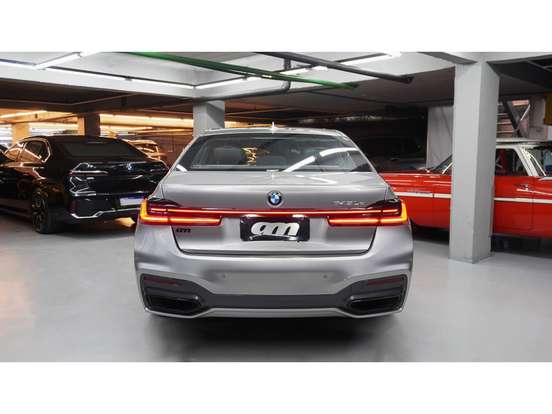 BMW-745Le-2020
