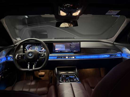BMW-i7-ELÉTRICO XDRIVE60 M SPORT BMW-i7-2023