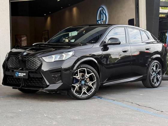 BMW iX2 64,8 KW ELÉTRICO XDRIVE30 M SPORT