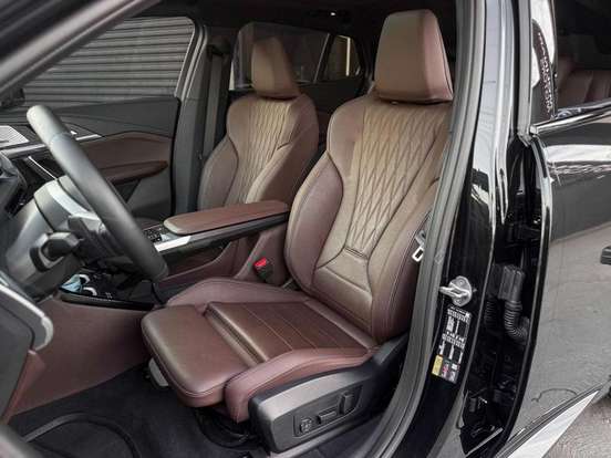 BMW-iX2-64,8 KW ELÉTRICO XDRIVE30 M SPORT BMW-iX2-2024